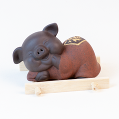 Большая глиняная свинка "Фу" из серии Wufu (A15)