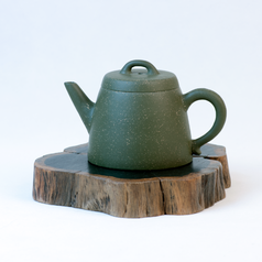 Исинский чайник 200 мл  из зеленой глины (A5)