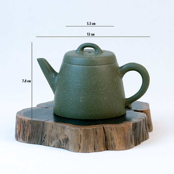 Чайник ручной работы из зеленой исинской глины